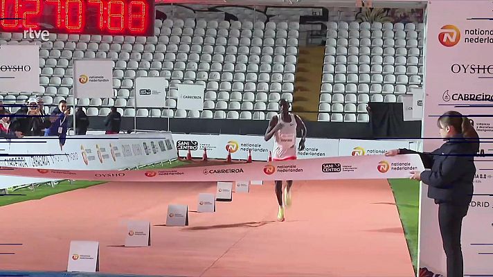 Telediario Fin de Semana - Cheptegei y Chesang, vencedores en las categorías masculina y femenina de la San Silvestre Vallecana