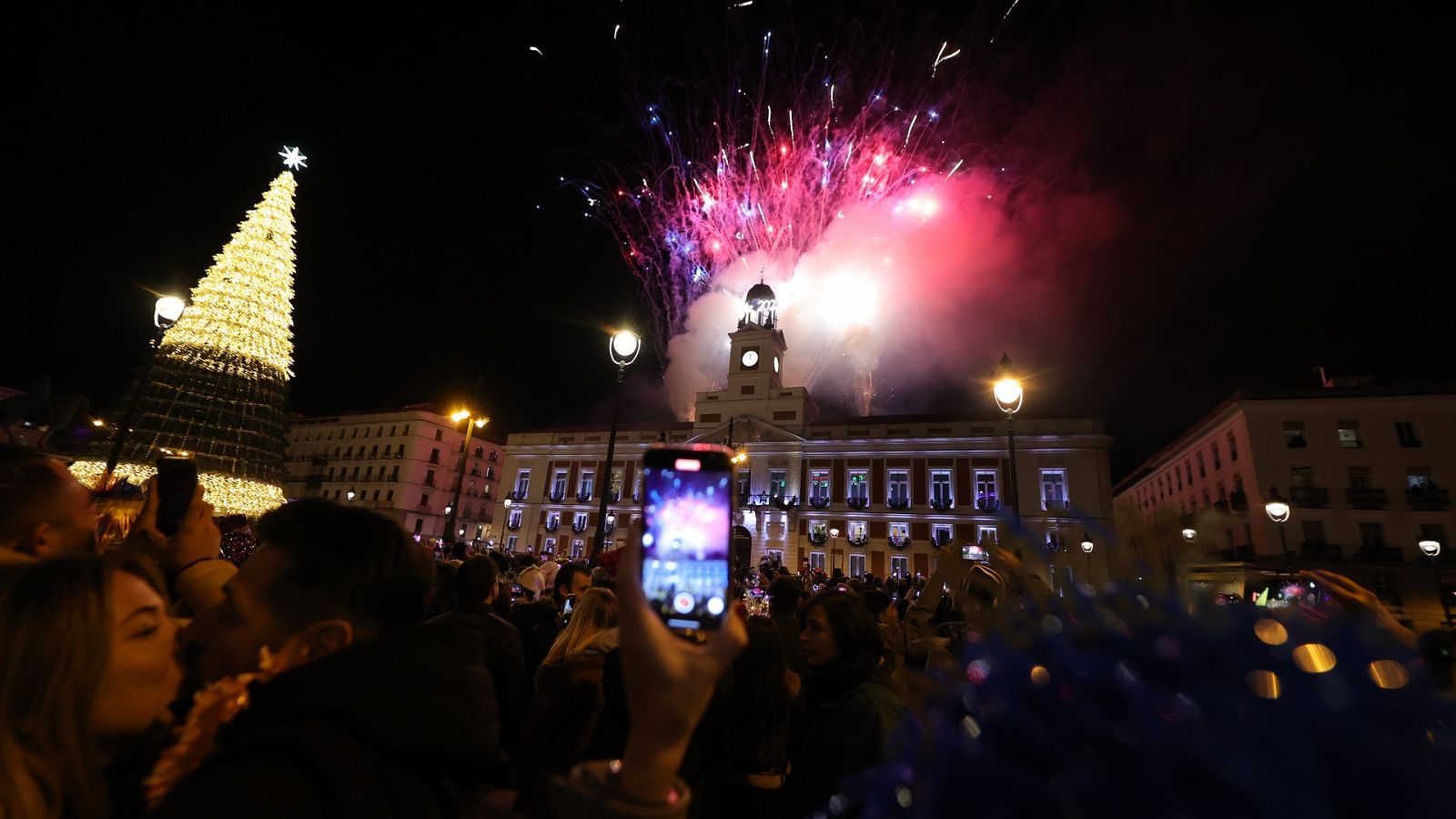 Telediario Matinal en cuatro minutos - 01/01/23 | Ver