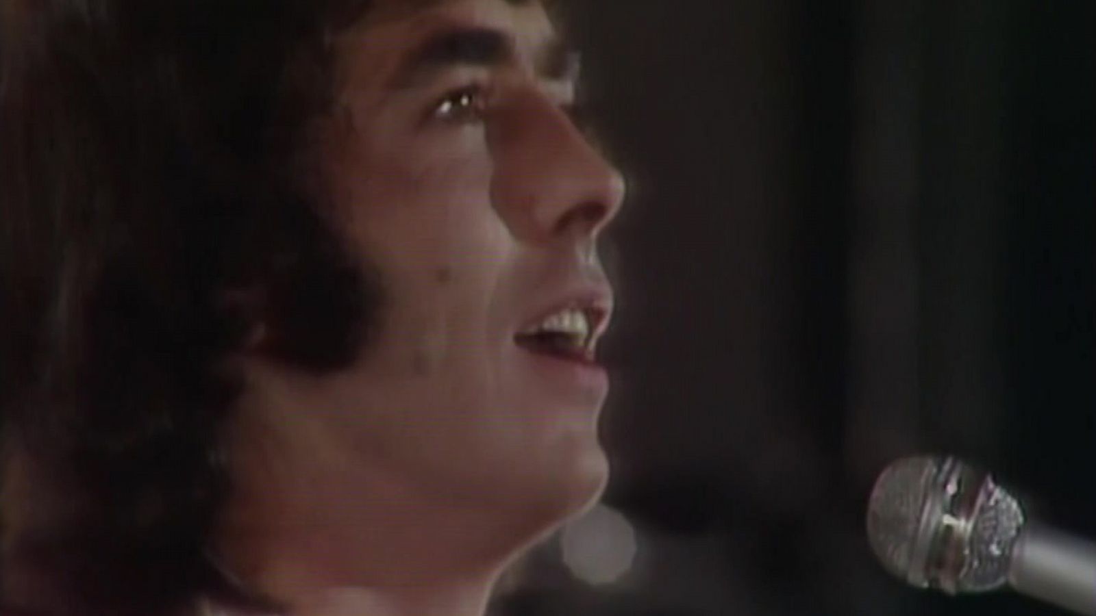 Concert inèdit de Joan Manuel Serrat el 1975 - Veure ara