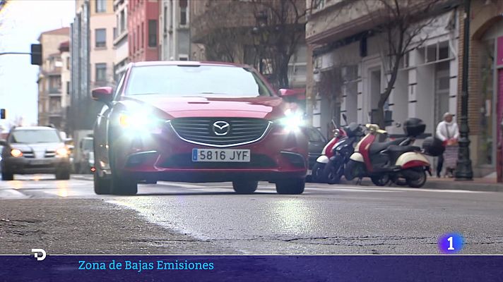 Telediario 1 - Entran en vigor las zonas de bajas emisiones en toda España