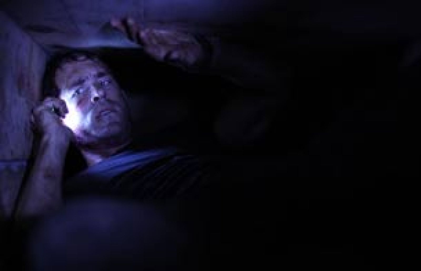 Ryan Reynolds protagoniza la cinta de Rodrigo Cortés, 90 minutos en el interior de un ataúd con un mechero, una navaja y un teléfono móvil con una batería moribunda. La película ha tenido un gran éxito en el festival de Sundance.