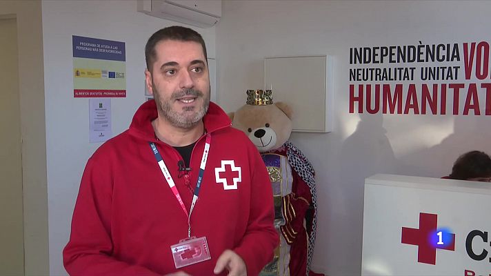 L'Informatiu - La Creu Roja ajuda els Reis Mags recollint i distribuint més de 64.000 joguines
