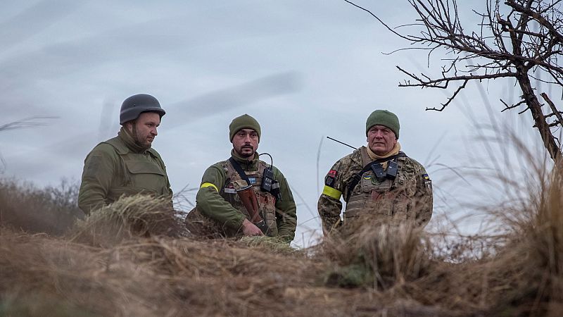 Voluntarios de más de 50 países combaten en Ucrania