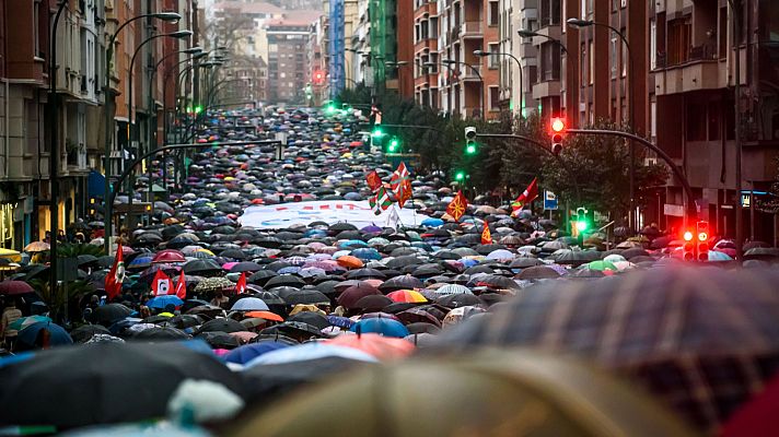 Una marcha en Bilbao pide el fin de la dispersión de los presos de ETA