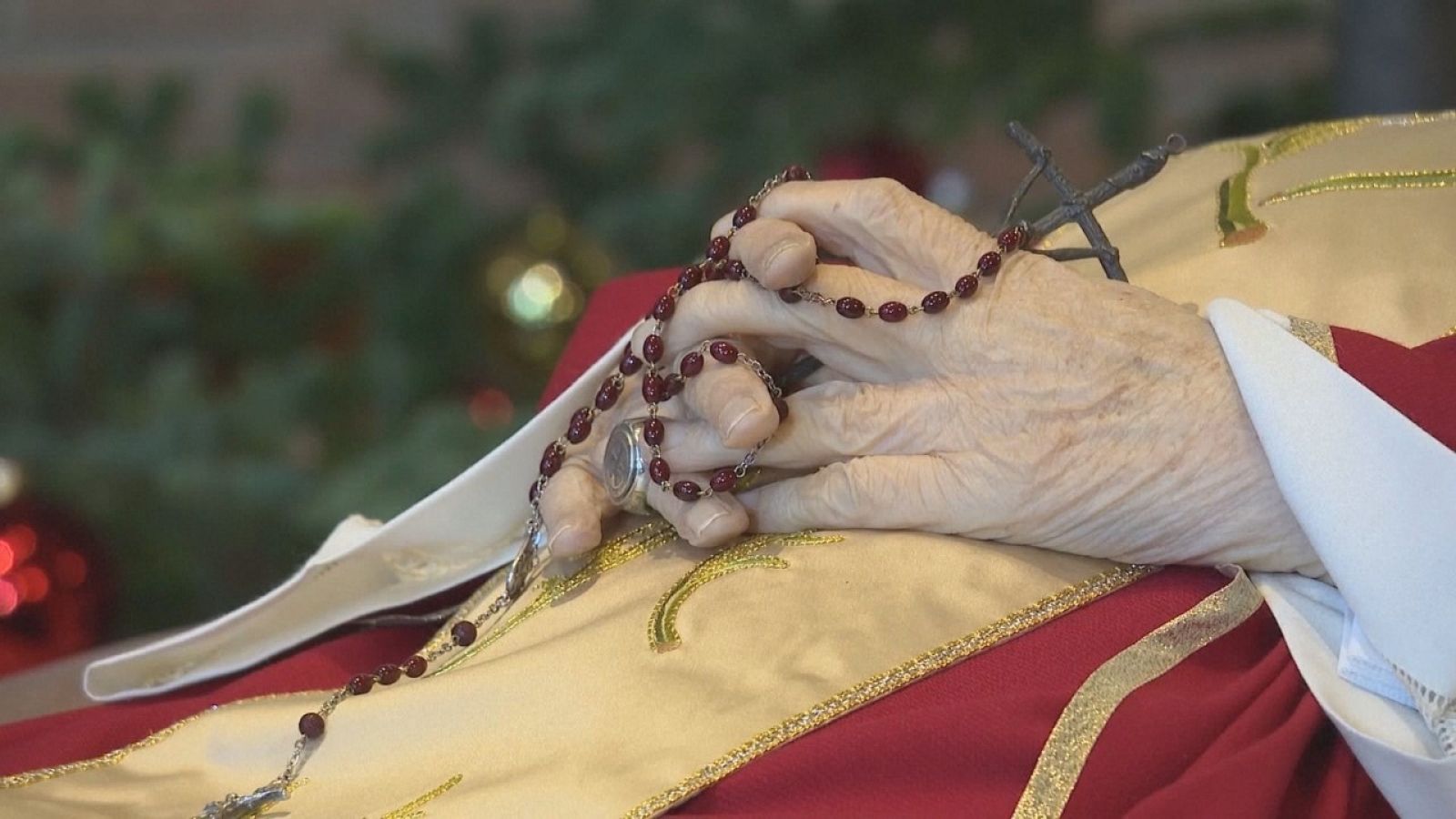 Informe Semanal - Adiós al Papa emérito - ver ahora