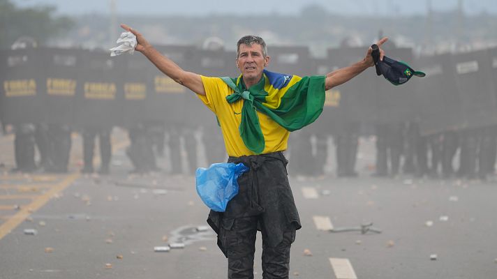 Telediario Fin de Semana - Presidentes latinoamericanos expresan su solidaridad con Lula ante el "golpe del fascismo"