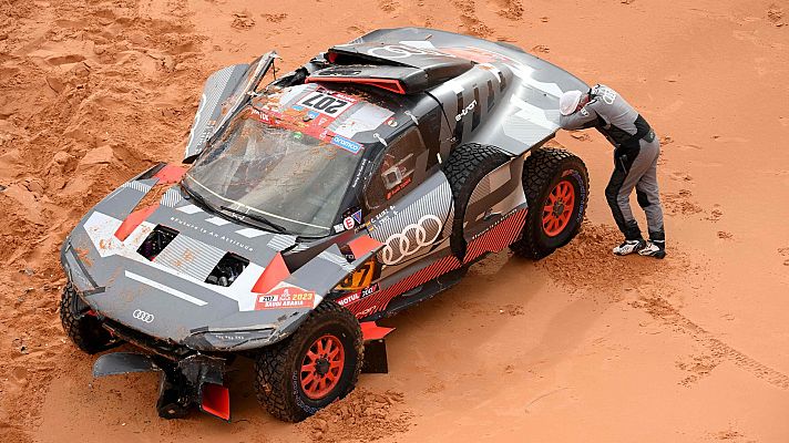 Dakar - Así ha sido el accidente de Carlos Sainz en la etapa 9 del Dakar 2023