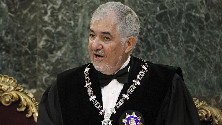 Telediario 1 - Conde-Pumpido, elegido nuevo presidente del Tribunal Constitucional por un voto de diferencia