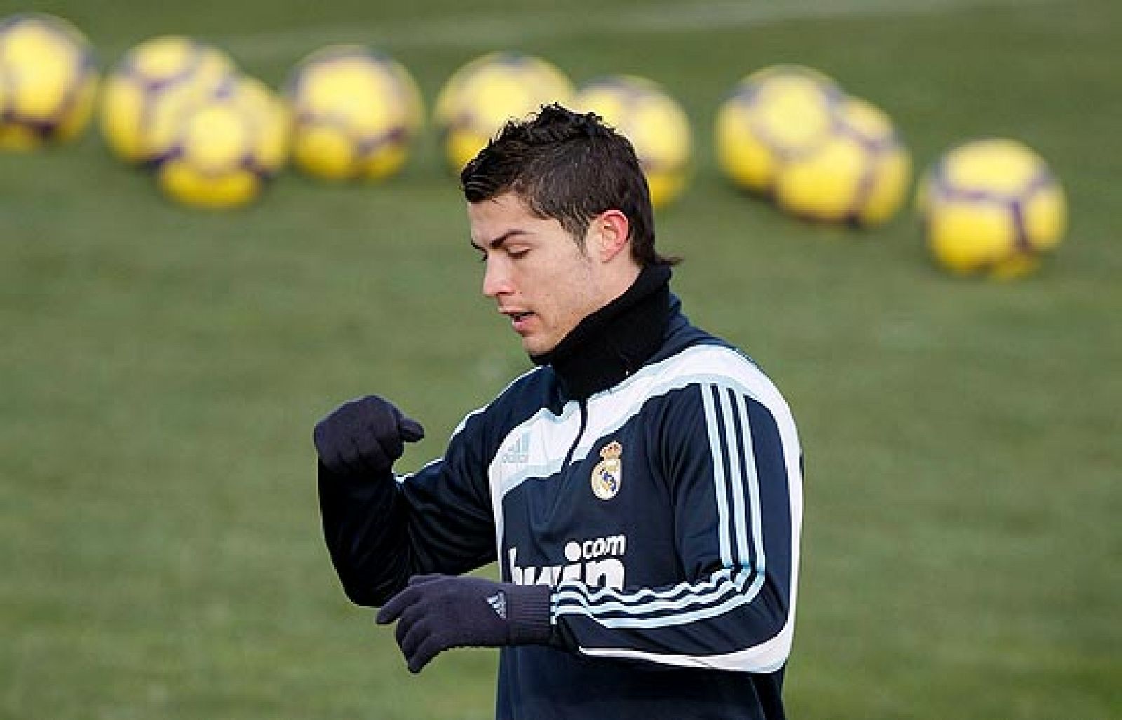 El Comité decidirá este martes cual será la sanción para Cristiano Ronaldo por el manotazo que le propinó al jugador del Málaga Mtiliga y que le fracturó la nariz.