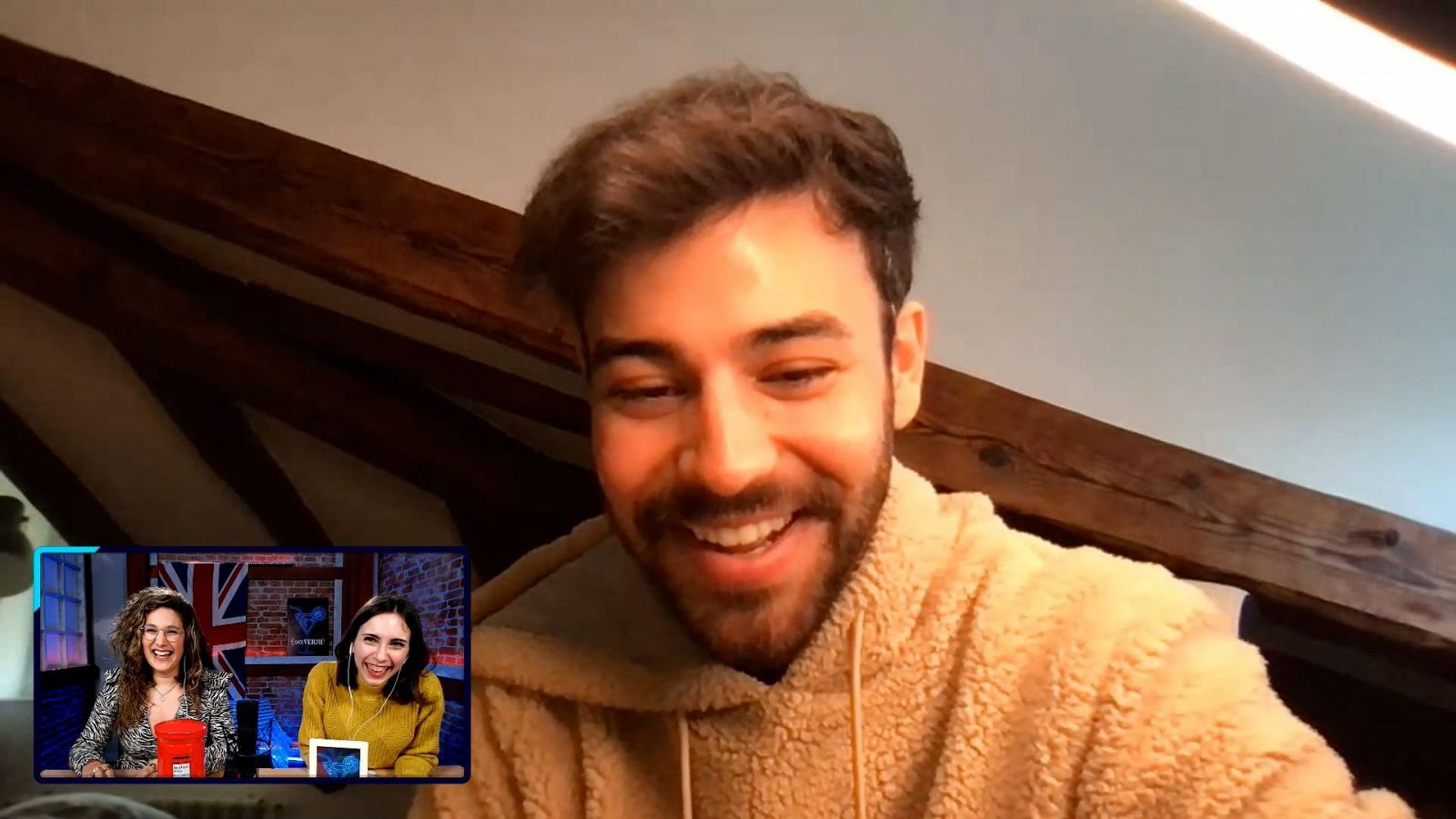 Entrevista a Agoney en el Eurovermú