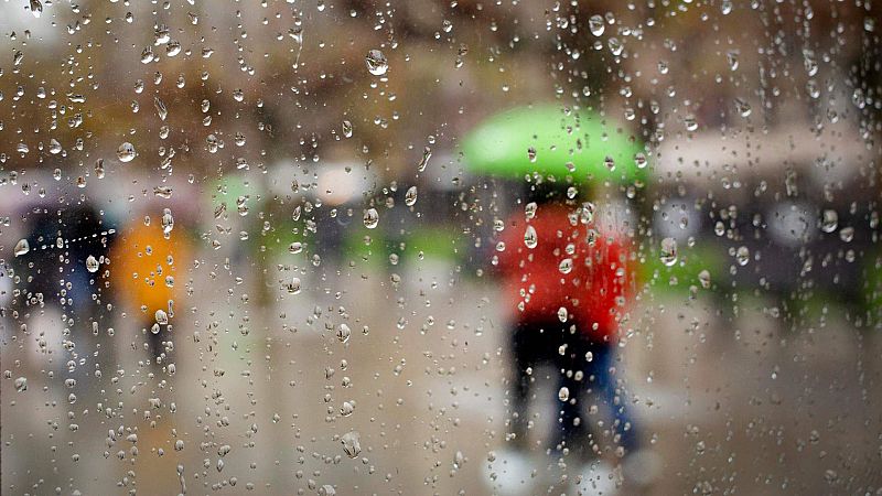 Lluvia en Galicia y anticiclón en casi toda la Península y Baleares