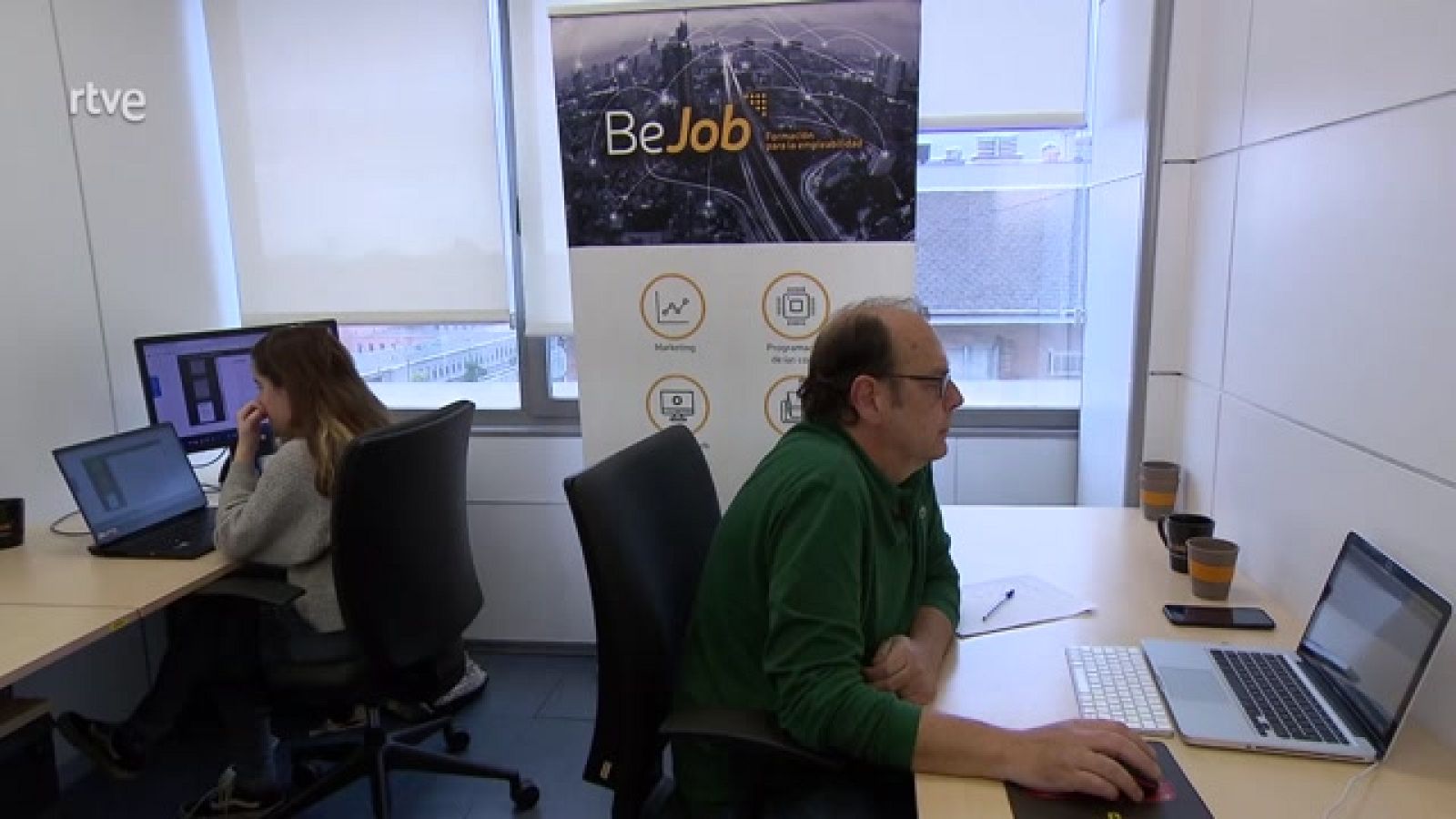 Aquí hay trabajo - Pacto por la generación D - ver ahora