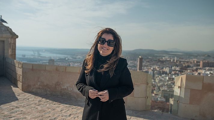 Esther L. Barceló homenajea a las mujeres de la guerra civil