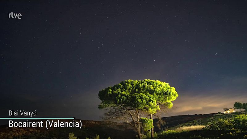 Intervalos de viento fuerte en la costa noroeste de Galicia - ver ahora