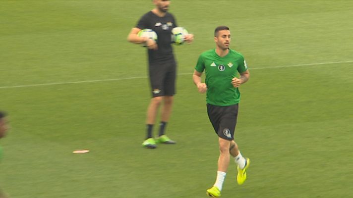 Llenazo para ver la UD Almería - Atco Madrid