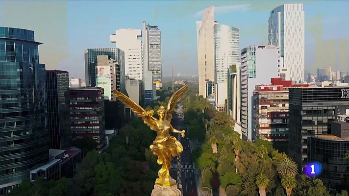 Telediario 2 - Verónica Echegui estrena la comedia 'El libro del amor'