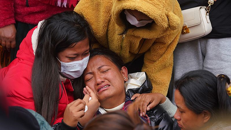 Pocas esperanzas de encontrar a los dos desaparecidos del avión estrellado en Nepal