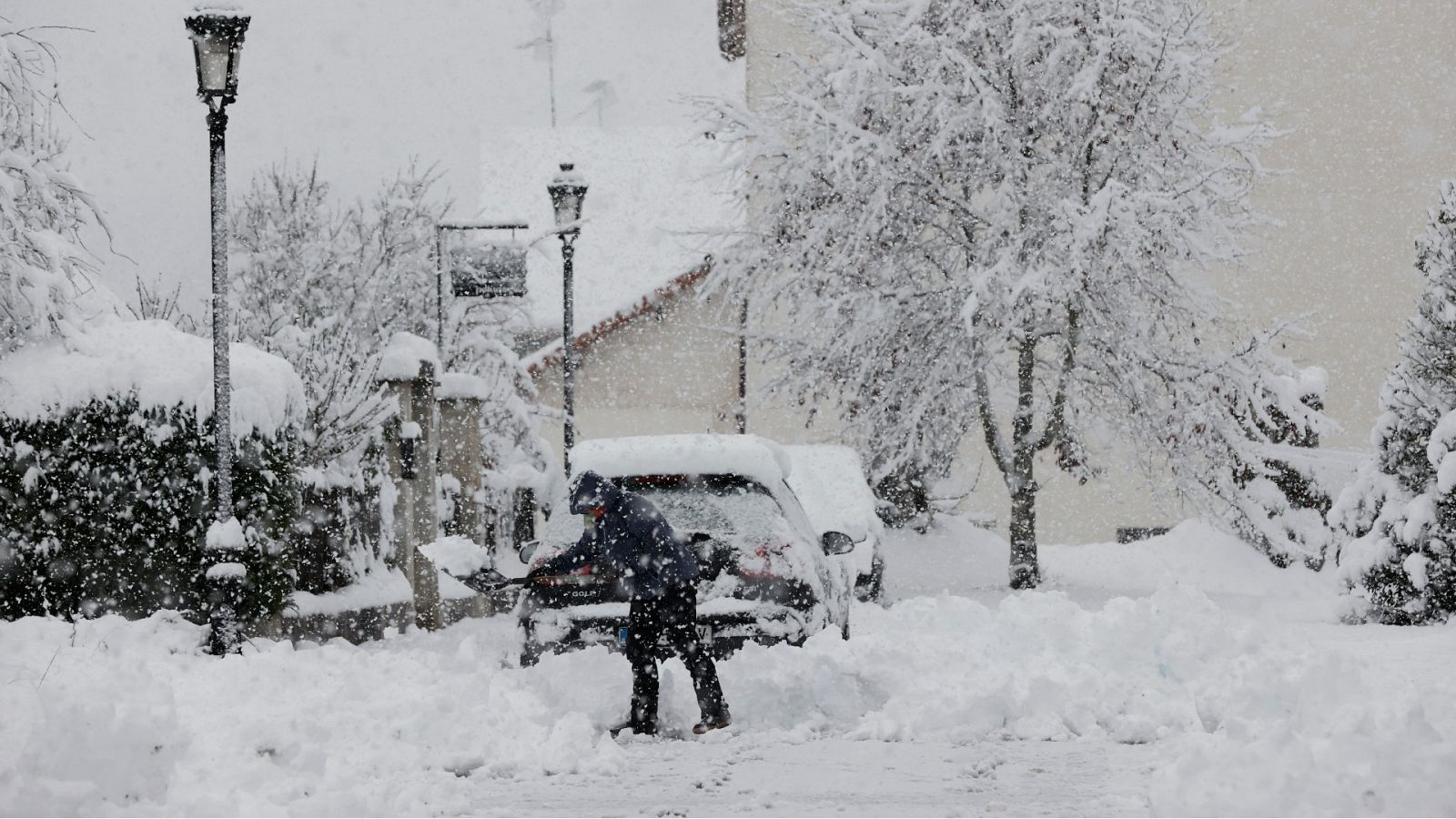 Asturias recibe el primer temporal del año con frío, lluvias y