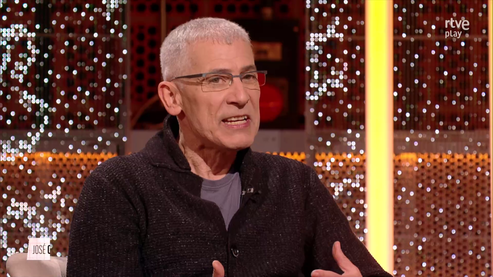 Culturas 2 - Entrevista al escritor José Ovejero - Culturas 2 | Ver