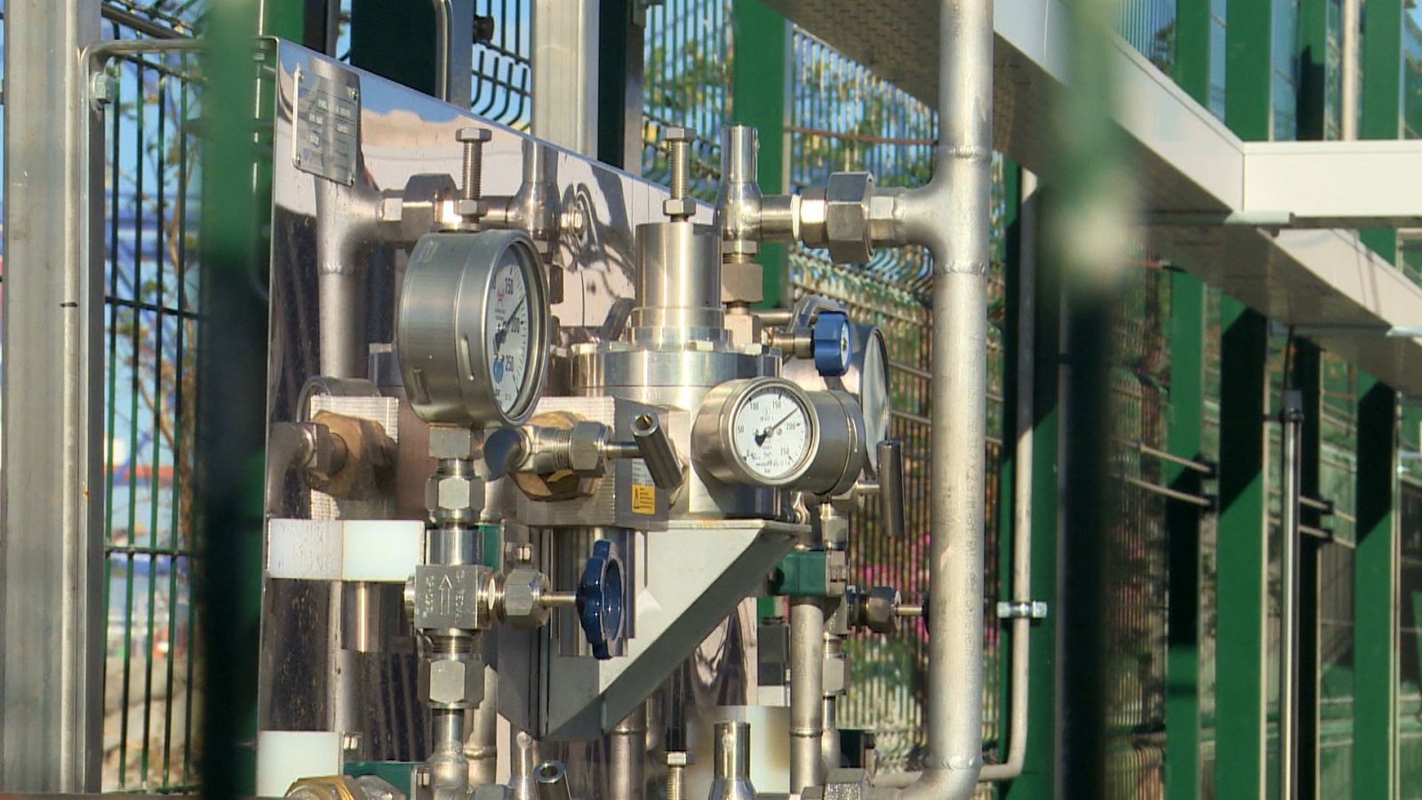 Primera carga de hidrógeno en un puerto europeo