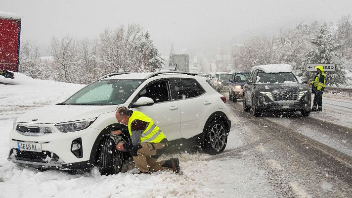 Precaución al volante por las intensas nevadas