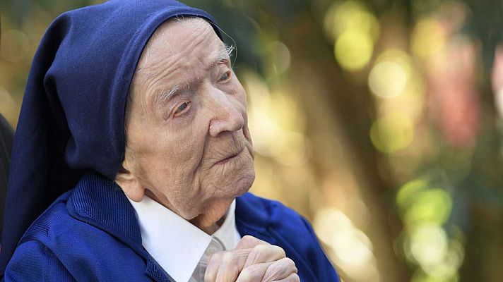 María Branyas, la persona más longeva del planeta con 115 años tras la muerte de Lucile Randon   
