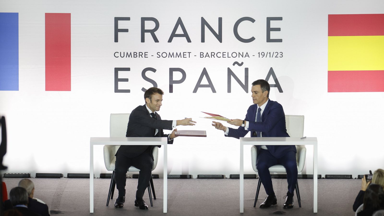 Noticias 24 horas - 14h - 19/01/23 - ver ahora