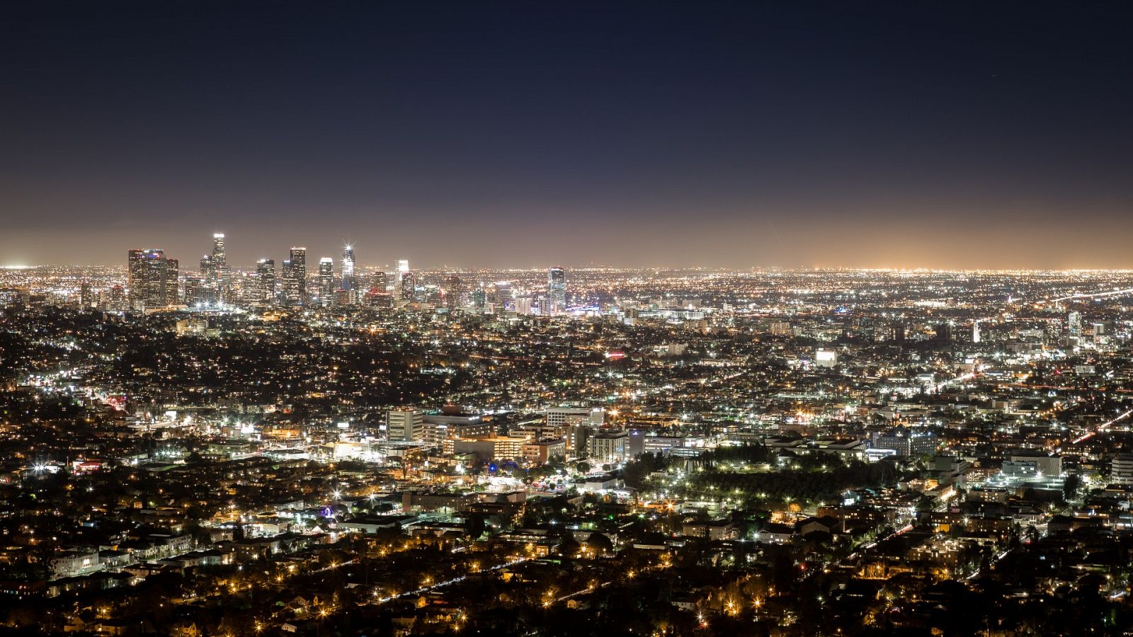 Las estrellas se apagan bajo la luz de las ciudades