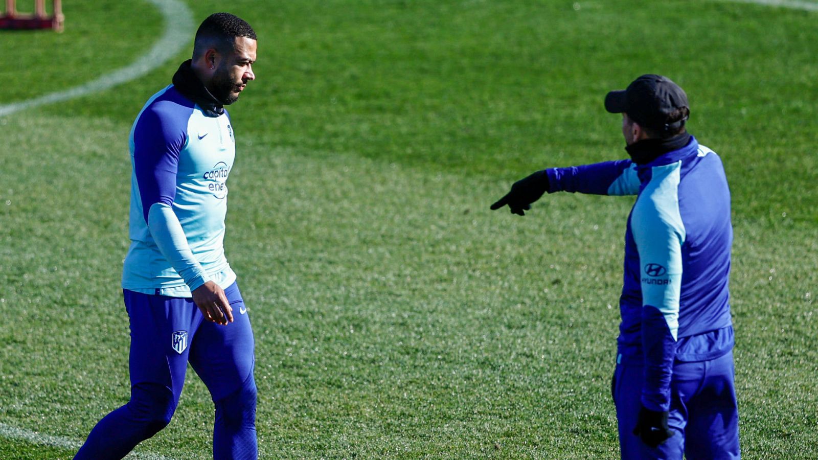 Simeone destaca la "fortaleza" de Depay, su último refuerzo