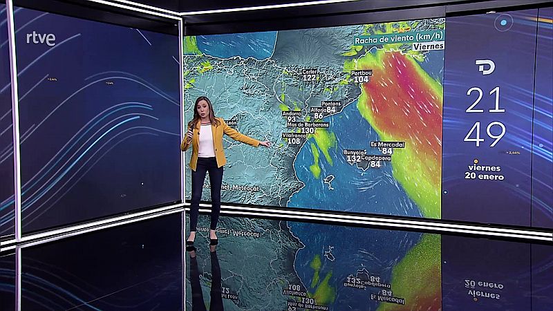 Viento fuerte en el entorno mediterráneo, interiores del tercio este peninsular y en Canarias - ver ahora