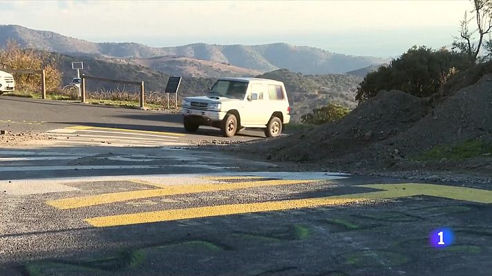 L'Informatiu - La guerra dels passos fronterers