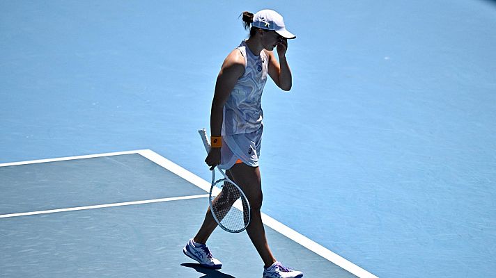 Telediario Fin de Semana - La número uno Iga Swiatek cae eliminada en Australia