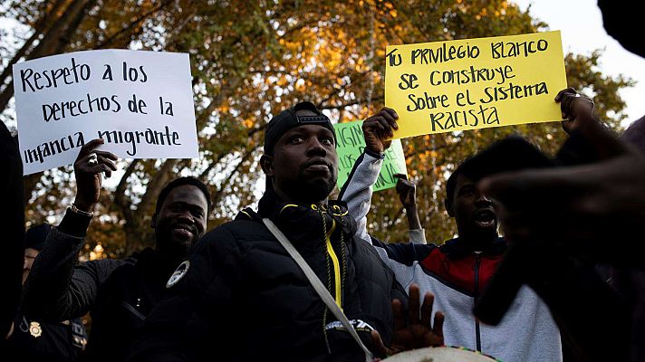 Telediario Fin de Semana - Los microrracismos: las actitudes racistas del día a día