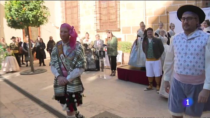 L'informatiu - Comunitat Valenciana - Raúl Puerta, el primer faller major de la ciutat de València