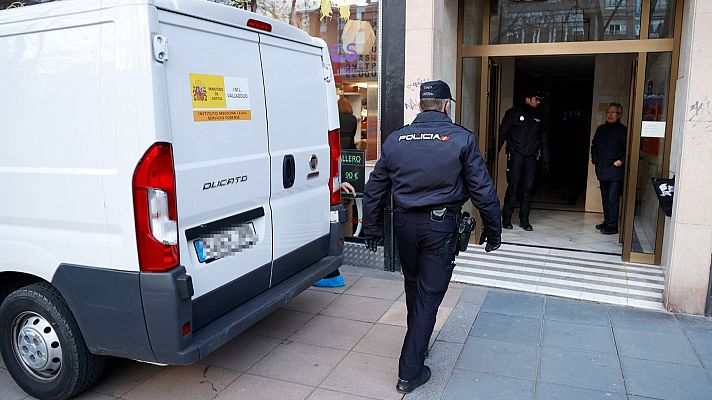 Telediario 1 - Asesinadas una mujer y su hija de ocho años en Valladolid en un nuevo caso de violencia machista