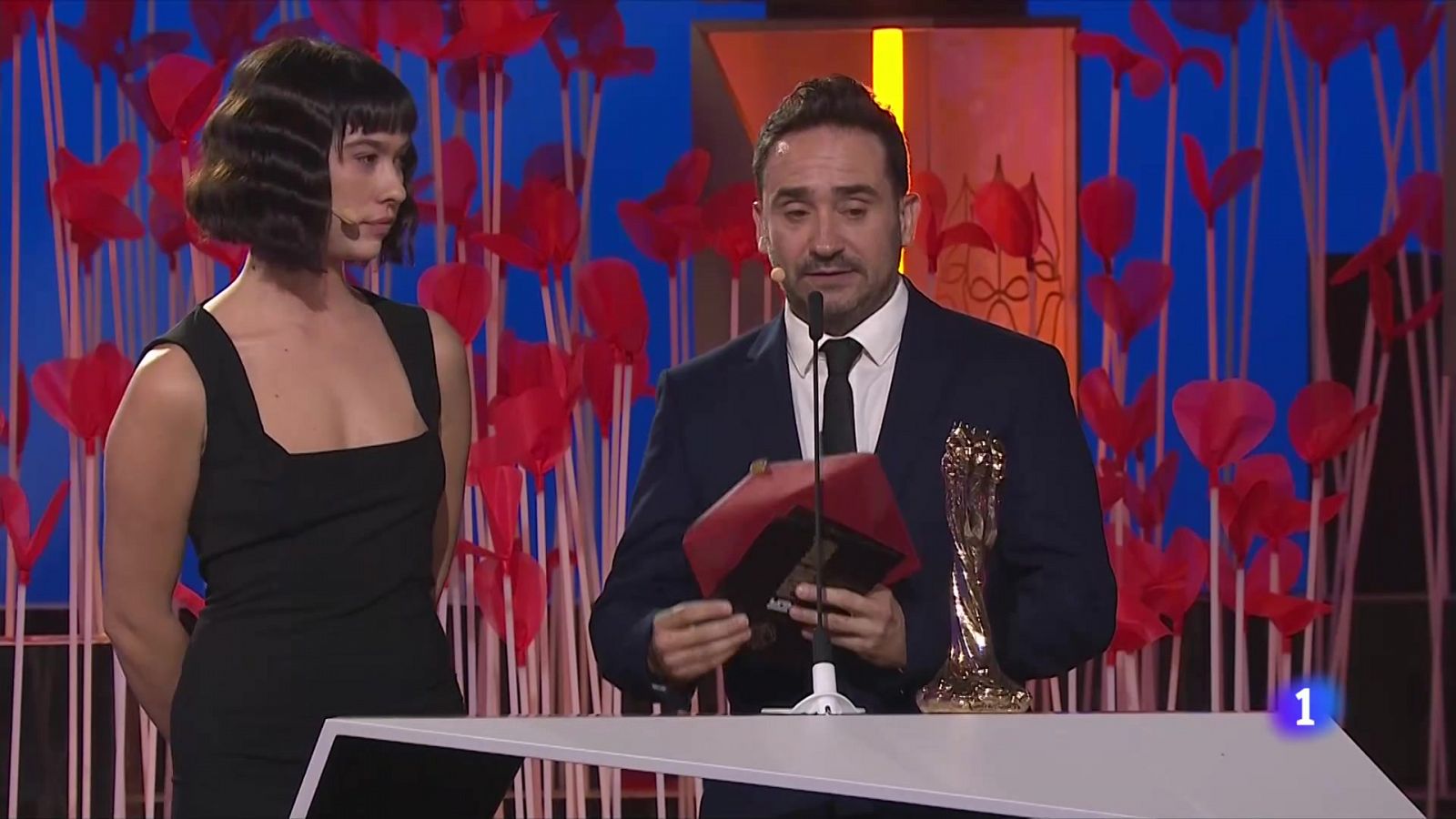 'Alcarràs', 'Pacifiction' y 'Un año, una noche' triunfan en los Premios Gaudí | Ver