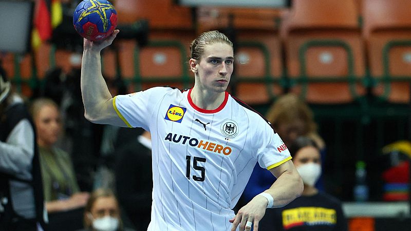 Juri Knorr da una exhibicin ofensiva de balonmano en en Mundial -- Ver ahora