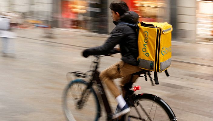 Hablando claro - "¿Quién reparte por 2 euros un pedido a las 4:00 en enero lloviendo?"
