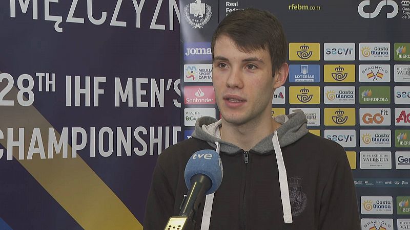 Mundial de balonmano | Dani Fernndez: "Hay que intentar frenar como sea el ataque de Sagosen" -- Ver ahora