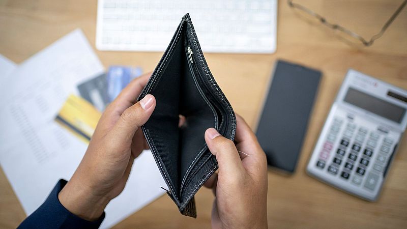 "En un año aumentan en un 8 % los hogares con serias dificultades para llegar a final de mes" - Ver ahora