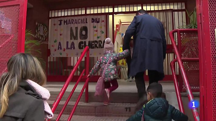 Les famílies duen igualment els nens a l'escola