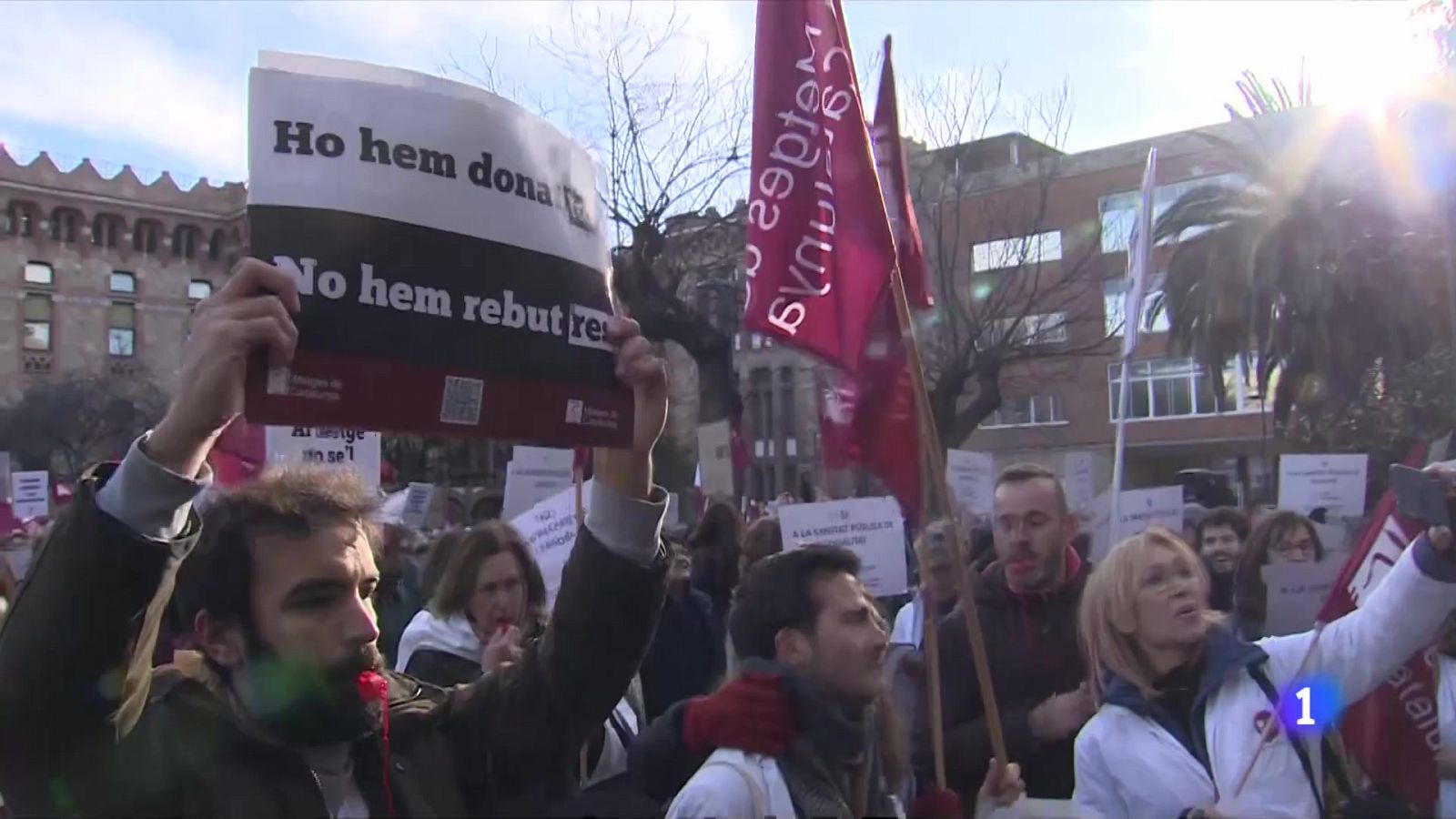 El professionals de la salut pública es manifesten per exigir millores 