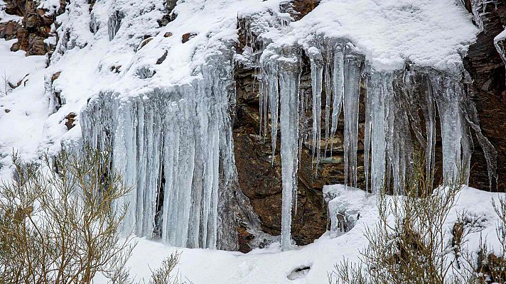 Nevadas en cotas altas de sistemas montañosos peninsulares y Baleares