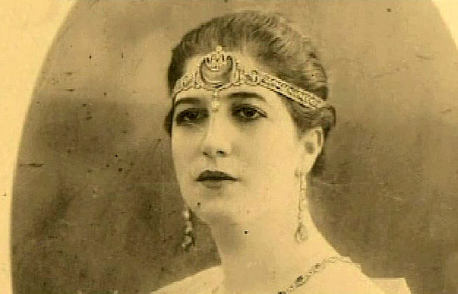 Crónicas - El amor de un Príncipe - Crónicas | Ver