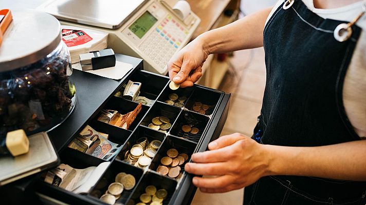 Telediario 2 - La economía creció un 5'5% en 2022 a pesar de la guerra de Ucrania y la escalada inflacionista