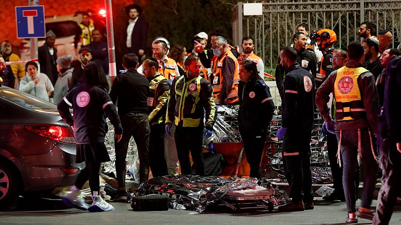Al menos siete muertos y varios heridos en un ataque armado en una ...