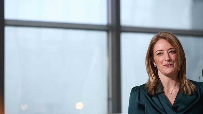 Telediario 2 - Roberta Metsola condena el 'Catargate' y se compromete a colaborar con la justicia