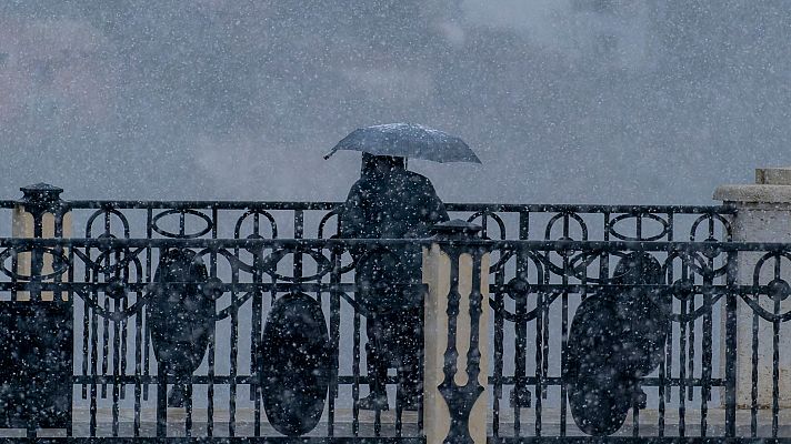 Nevadas en cotas bajas en el norte, temperaturas muy bajas y heladas