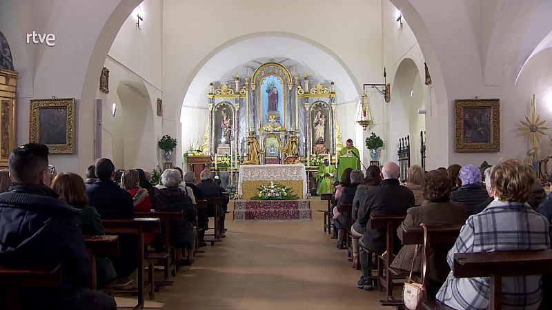 El Día del Señor - Iglesia de San Bartolomé Apóstol, Aldeacentenera - ver ahora