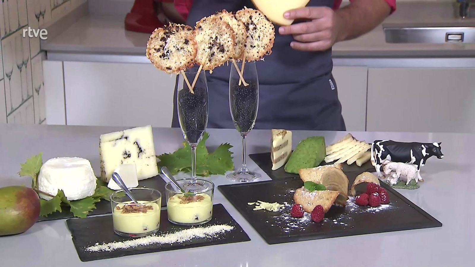 Recetas fáciles con queso: saca partido a los restos de queso